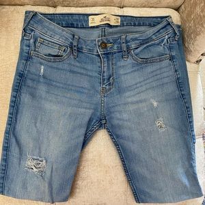 Hollister Size 26 Skinny Jeans
